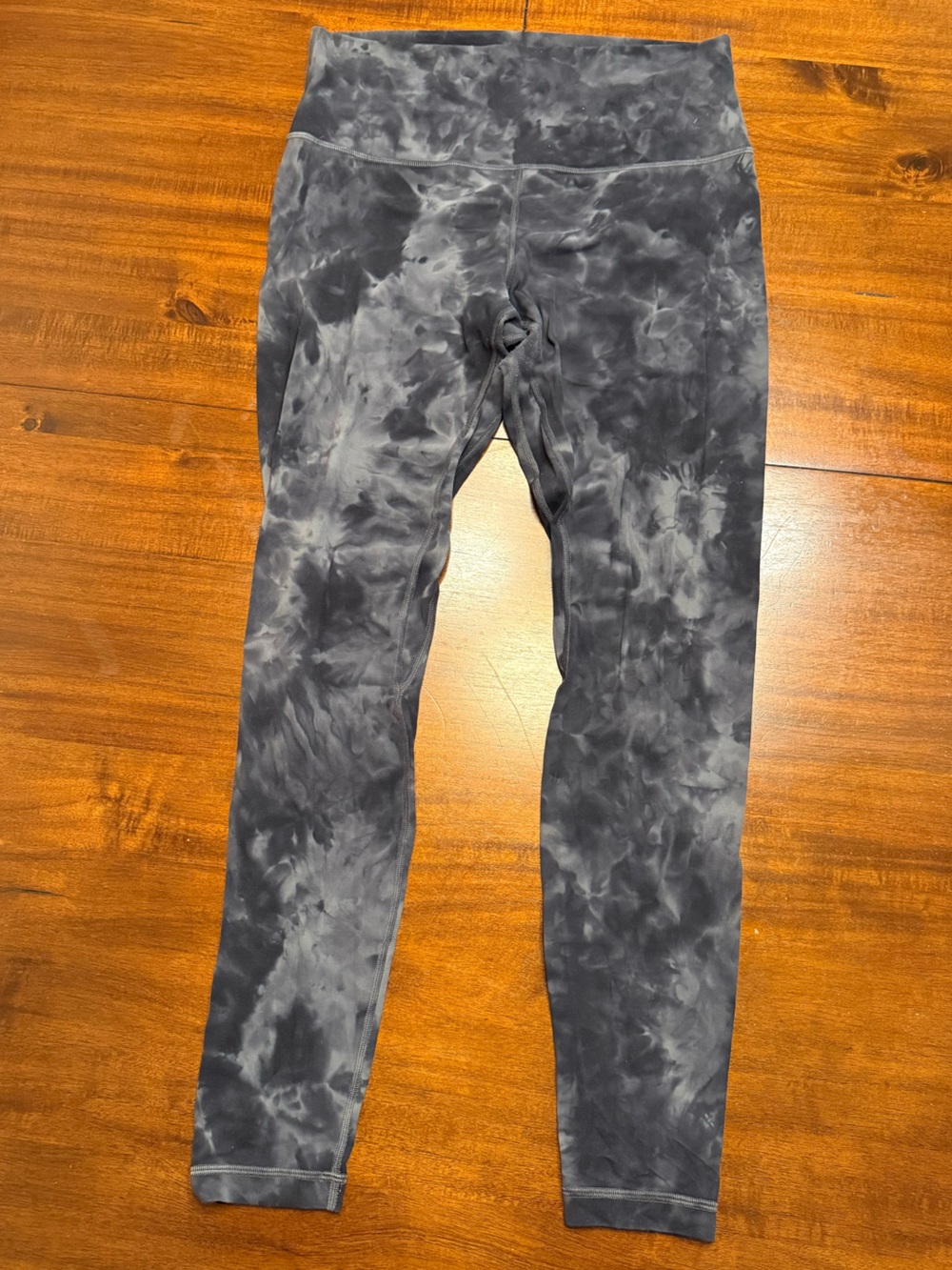 Lululemon align Tie-Dye High-Waist Leggings in Gray
